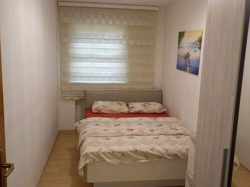 Kinderzimmer / Büro - 