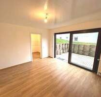 GLOBAL INVEST SINSHEIM | Tolle sanierte 1-Zimmer-Terrassenwohnung in Untergimpern! - Neckarbischofsheim / Untergimpern