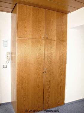 . Wandschrank im Flur - 