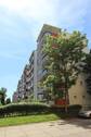 Eichenstraße 49 Balkonseitig - Wohngenuss mit großem Eckbalkon, Aufzug und Fenster in Küche & Bad. Nachmieter gesucht.