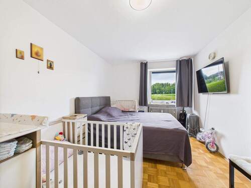 Schlafzimmer - Etagenwohnung mit 55,00 m² in Rosenheim zur Miete