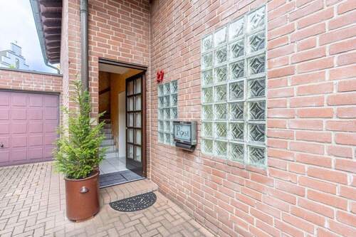 Eingang - 7 Zimmer Mehrfamilienhaus, Wohnhaus in Rhede