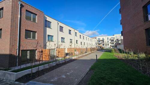 Rückansicht.jpg - 4 Zimmer Mehrfamilienhaus, Wohnhaus in Hannover