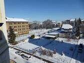 Weitblick aus dem Fenster - 4 Zimmer Etagenwohnung in Chemnitz