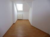Kinder-/Arbeitszimmer - 