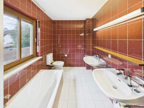 Badezimmer im Obergeschoss - 