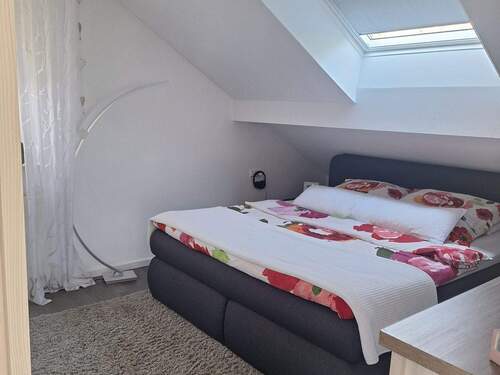 OG rechts Whg 1 (12).jpg - 