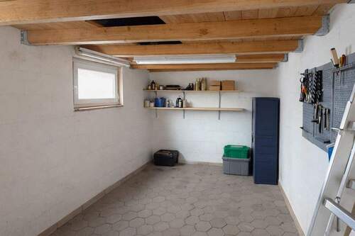 Raum hinter dem Carport - 