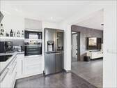 Blick aus der Küche - Etagenwohnung mit 75,80 m&sup2; in Großostheim / Ringheim zum Kaufen