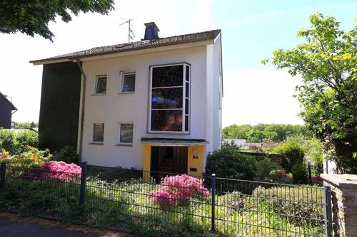 Haus frontal - Einfamilienhaus mit 203,00 m² in Remscheid zum Kaufen