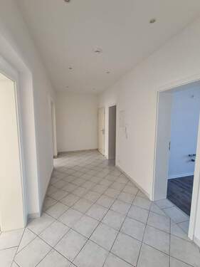 Flur - 4 Zimmer Etagenwohnung in Erfurt