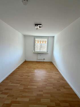 Kinderzimmer 1 - 4 Zimmer Etagenwohnung in Reutlingen