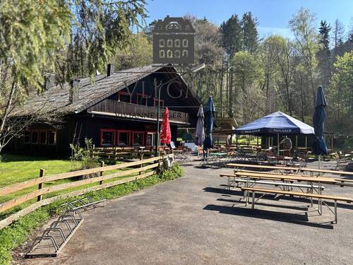 Bild 1 - Wogbachtalhütte in Ensheim - Gastronomieobjekt mit Wohnungen und Grünflächen