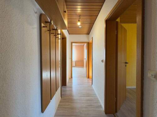 Flur Ansicht 1 - Etagenwohnung mit 52,00 m&sup2; in Stuttgart zum Kaufen