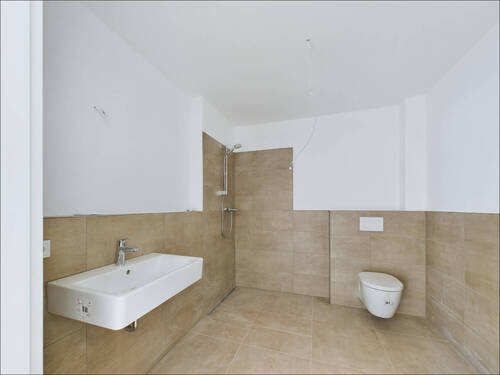 Badezimmer - Etagenwohnung mit 60,00 m&sup2; in Offenbach zur Miete