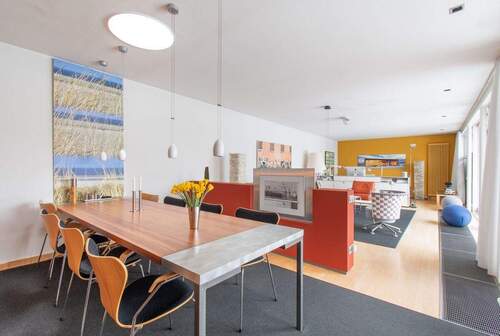 Offener Wohn-Essbereich mit Blick in den Garten - 4 Zimmer Bungalow zum Kaufen in Hamburg