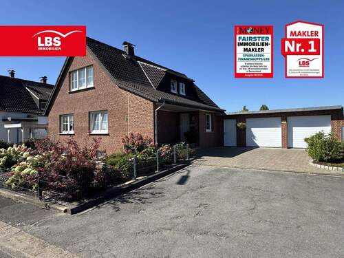 Außenansicht - Familienglück in Ennigloh! - 349.000,00&nbsp;EUR Kaufpreis, ca.&nbsp; 171,20&nbsp;m&sup2;&nbsp;Wohnfl&auml;che