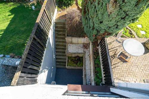 Blick zur 2. Terrasse - 