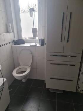 Bad2.jpg - Etagenwohnung mit 60,00 m&sup2; in Schweinfurt zur Miete