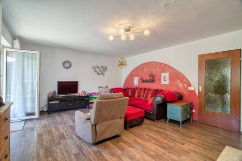 Wohnzimmer - 4 Zimmer Reihenmittelhaus zum Kaufen in Kolbermoor