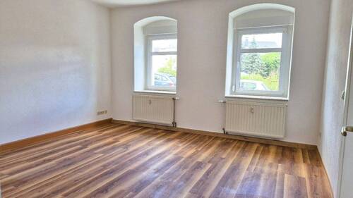 Wohnzimmer - 3 Zimmer Etagenwohnung zur Miete in Meißen