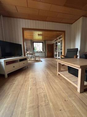 Wohnzimmer - Einfamilienhaus mit 151,30 m² in Burgwedel zum Kaufen