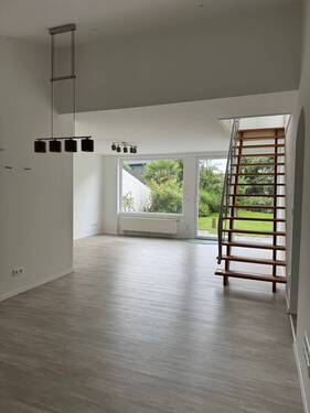 Offener Wohnbereich - 4 Zimmer Reihenendhaus zum Kaufen in Stuhr