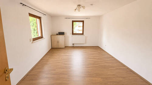 Schlafzimmer1 - 