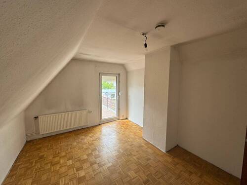 Schlafzimmer mit Zugang zur Dachterrasse - 