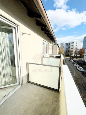 2. Balkon - 