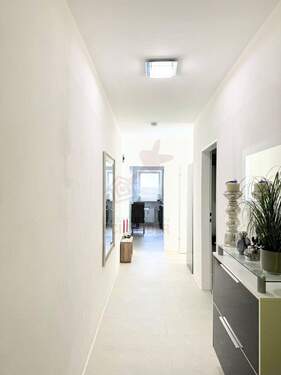 Flur I - 2 Zimmer Etagenwohnung zum Kaufen in Haar