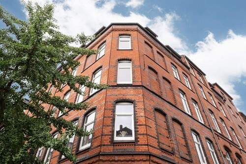 Hausansicht - 2 Zimmer Etagenwohnung zum Kaufen in Hannover / Oststadt