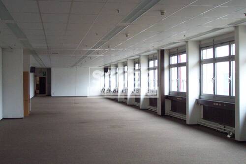 632 OG Büro - Halle in Berlin zur Miete