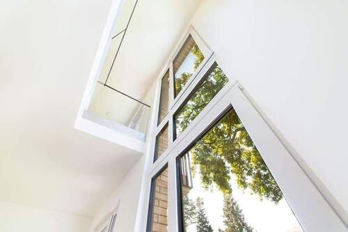 Offene Galerie - Mehrfamilienhaus, Wohnhaus mit 205,00 m&sup2; in Hamburg zur Miete