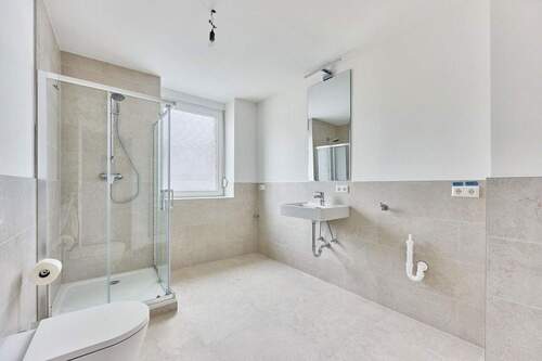 Tageslichtbad mit Handtuchheiz - 