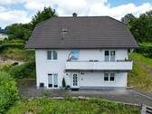 Außenansicht vom Wohnhaus - 6 Zimmer Einfamilienhaus zum Kaufen in Gummersbach