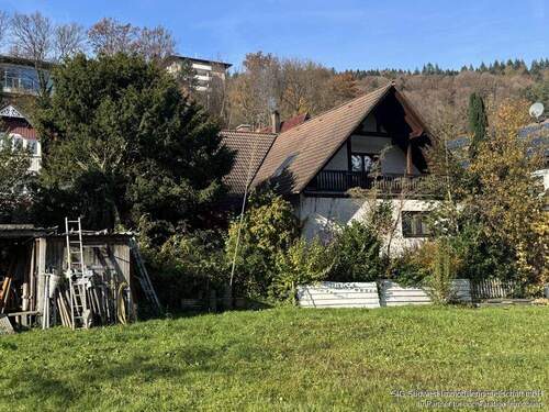 Hausansicht - 6 Zimmer Einfamilienhaus zum Kaufen in Bad Herrenalb