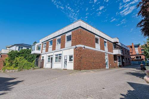 Außenansicht - 5 Zimmer Etagenwohnung zur Miete in Stade