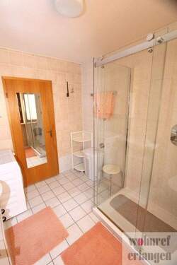  Bad - 3 Zimmer Etagenwohnung zur Miete in Erlangen