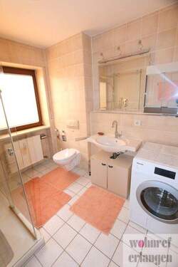  Bad - Etagenwohnung mit 83,00 m&sup2; in Erlangen zur Miete