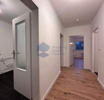 Vollständig sanierte 2-Zimmer-Wohnung mit Loggia im 3. Obergeschoss - Wolfsburg Rabenberg