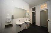 Großraum M/F-Toilette - 