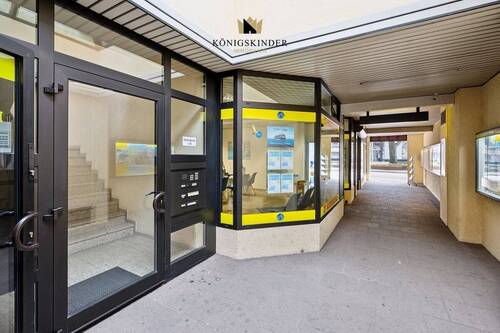 Hier geht's rein... - 5 Zimmer Einfamilienhaus zum Kaufen in Kuppenheim