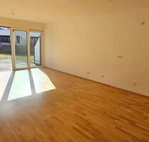 Wohnen mit Flair - Attraktive 2 Zimmer Erdgeschoss Wohnung mit herrlicher Sonnenterassse an der Amberger Altstadt