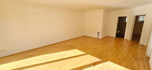 Wohnen - Etagenwohnung mit 60,00 m&sup2; in Amberg zur Miete