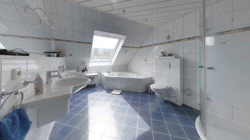 Badezimmer Wohnung 2 - 