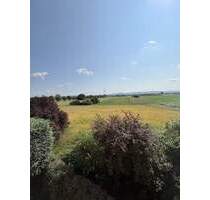 *Hainburg* Reihenendhaus mit Garage in Feldrandlage