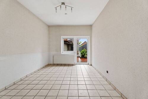 Zimmer im EG - 6 Zimmer Mehrfamilienhaus, Wohnhaus in Alsdorf