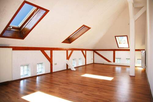 Wohnzimmer - Wohnen in ruhiger Zentrumsnähe mit PKW-Stellplatz