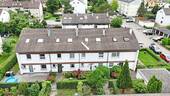 Hausansicht 1 - GEPFLEGTES RMH IN WEINGARTEN - RUHIGES GEWACHSENES WOHNGEBIET